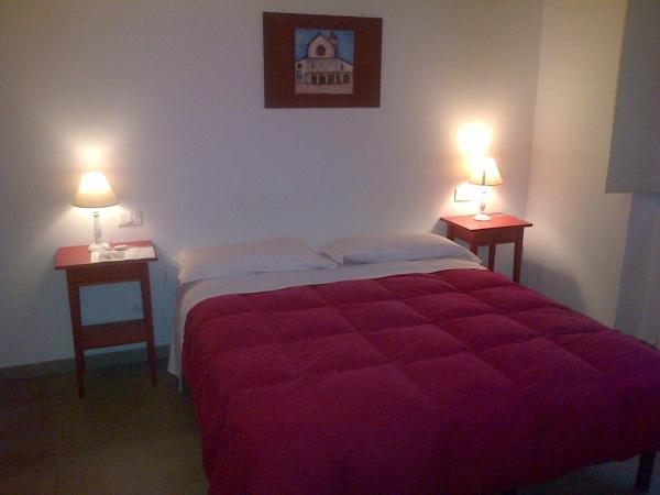B&B Le Donzelle - HiTuscany : photo 4 de la chambre chambre double avec salle de bains privative extérieure