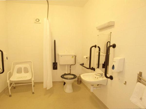 Ashley Victoria : photo 3 de la chambre chambre lit king-size - accessible aux personnes à mobilité réduite