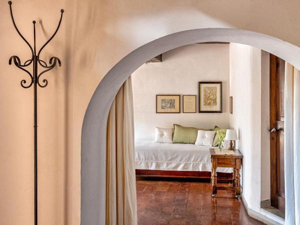 Borgo La Torre alle Tolfe : photo 1 de la chambre suite avec balcon
