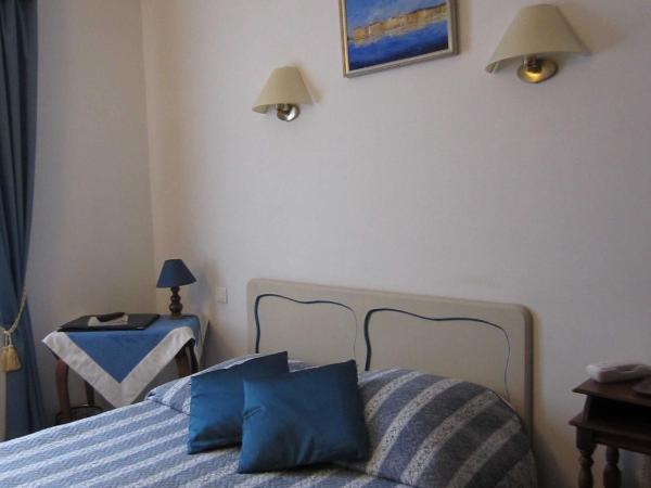 Hotel Belle Vue : photo 1 de la chambre chambre double ou lits jumeaux confort - vue sur collines