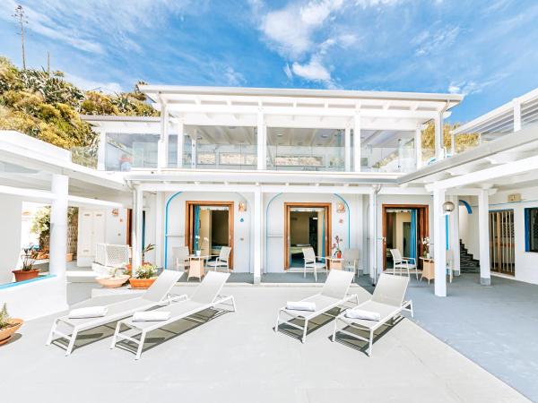 Hotel Cava Dell'Isola : photo 1 de la chambre chambre double supérieure avec terrasse