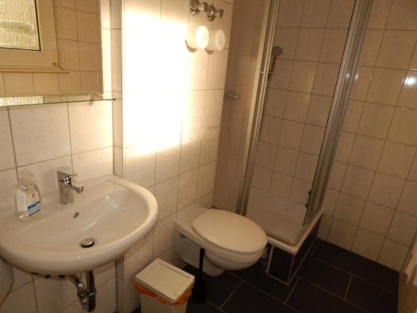 HOME at FRIENDS - City - Zu Hause bei Freunden : photo 7 de la chambre appartement 2 chambres