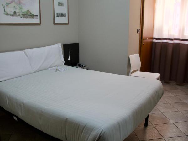 Hotel Gran Torino : photo 1 de la chambre chambre double Économique