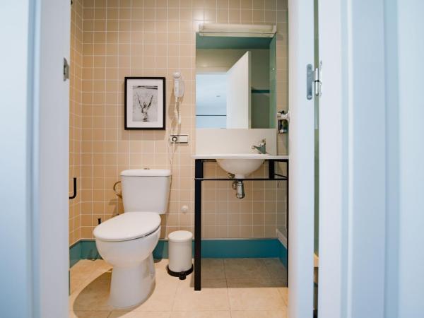 The Little Corner B&B : photo 9 de la chambre chambre double supérieure