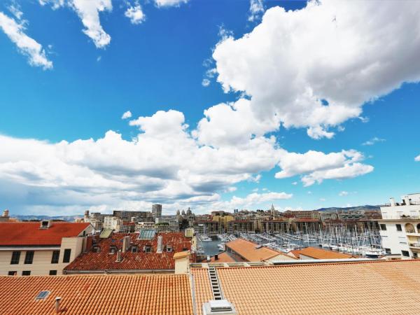 Suite privée du balcon du vieux port Marseille : photo 4 de la chambre suite