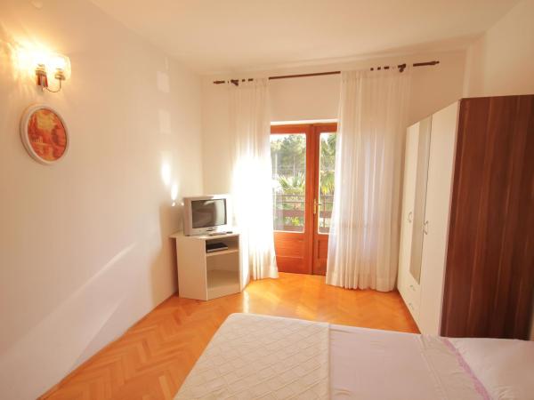 Villa Brajković : photo 8 de la chambre appartement 1 chambre avec terrasse