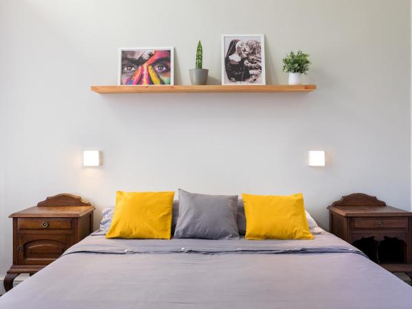 Milhouse Avenue : photo 3 de la chambre chambre double avec salle de bains privative