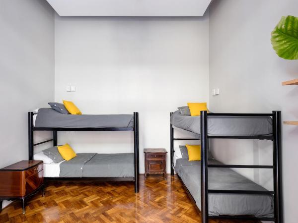 Milhouse Avenue : photo 1 de la chambre chambre quadruple avec salle de bains privative