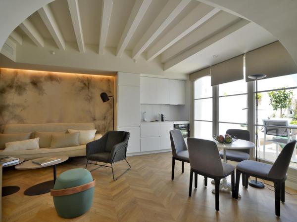 Plaza Mina Suites - Adults Recommended by Luxury Suites Cadiz : photo 2 de la chambre penthouse de luxe
