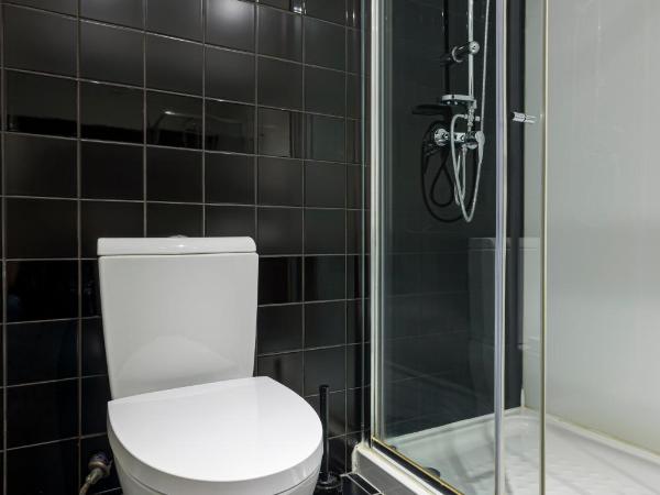 B The Guest Downtown : photo 10 de la chambre chambre double supérieure