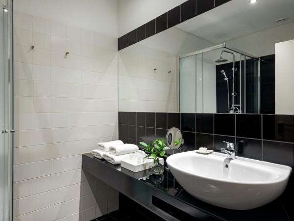 B The Guest Downtown : photo 8 de la chambre chambre double supérieure