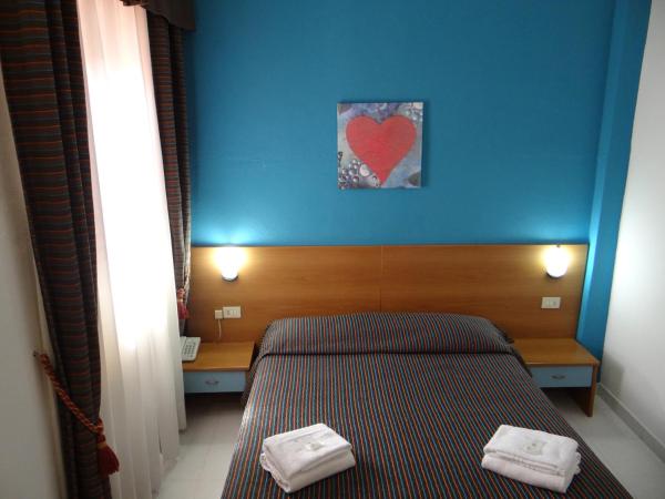 Hotel Amendola Fiera : photo 3 de la chambre chambre double