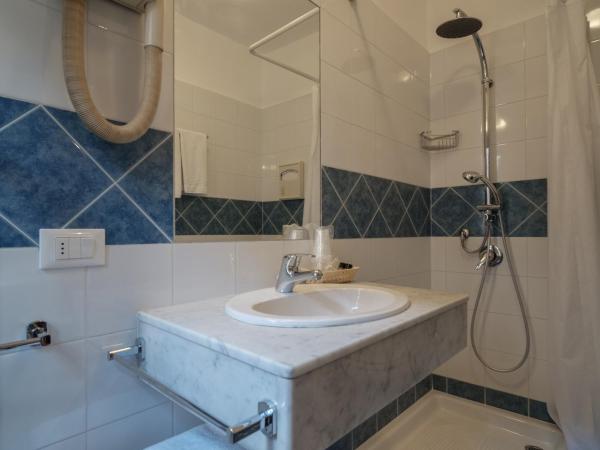 Hotel Italia : photo 3 de la chambre chambre simple standard