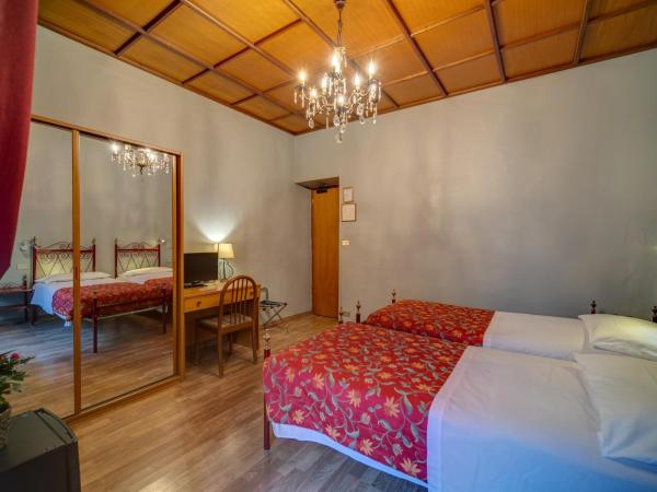 Hotel Italia : photo 7 de la chambre chambre double standard