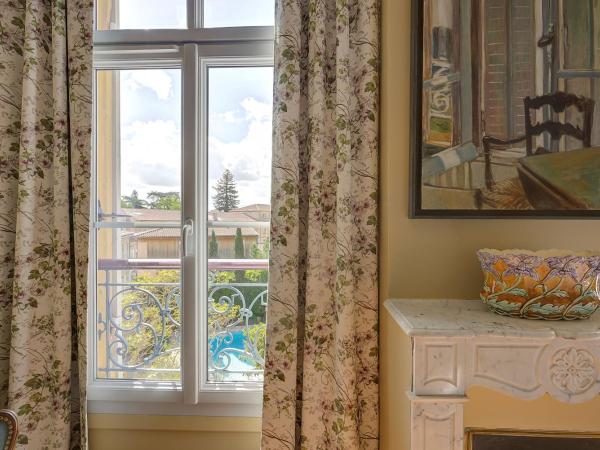 B&B Le Clos d'Argenson : photo 3 de la chambre suite double avec vue sur le jardin - deuxième Étage