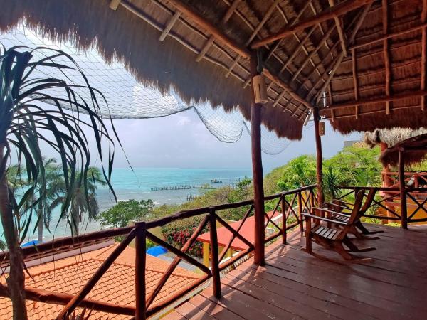 Hotel La Joya Isla Mujeres : photo 4 de la chambre chambre lit king-size