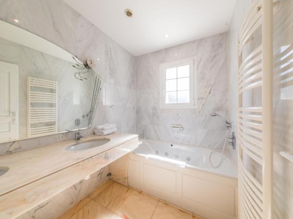 Hotel Brin d'Azur - Saint Tropez : photo 7 de la chambre suite deluxe