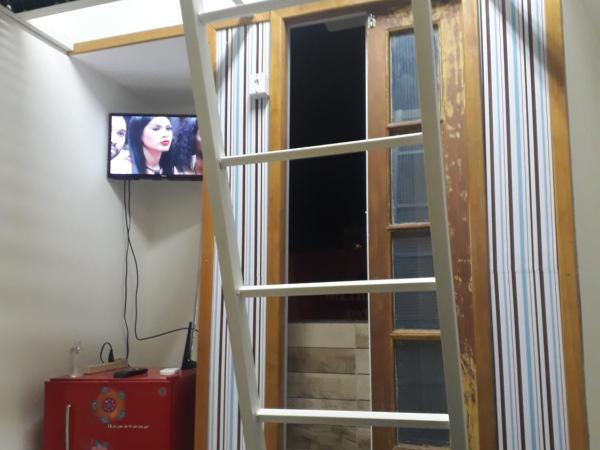 Hostel Sapucali : photo 1 de la chambre chambre familiale avec salle de bains commune