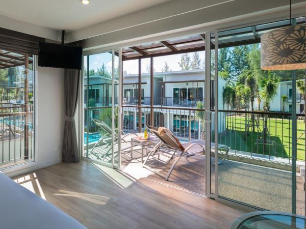 The Waters Khao Lak by Katathani - SHA Extra Plus : photo 4 de la chambre chambre supérieure avec accès piscine