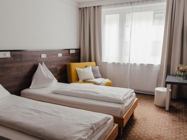 Hotel Drei Kreuz : photo 4 de la chambre chambre triple