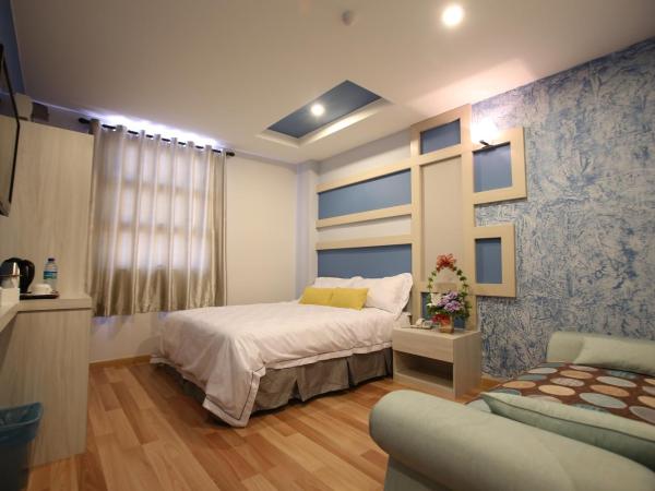 Sunshine Inn Plus : photo 9 de la chambre suite