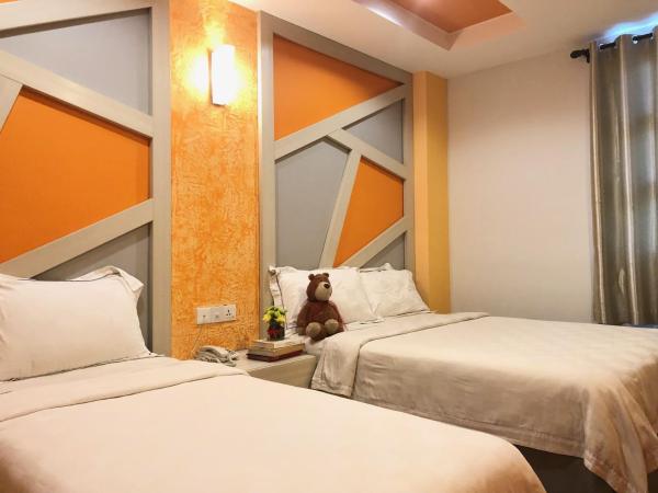 Sunshine Inn Plus : photo 7 de la chambre chambre triple deluxe