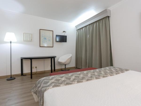 Hotel Arangues : photo 3 de la chambre suite