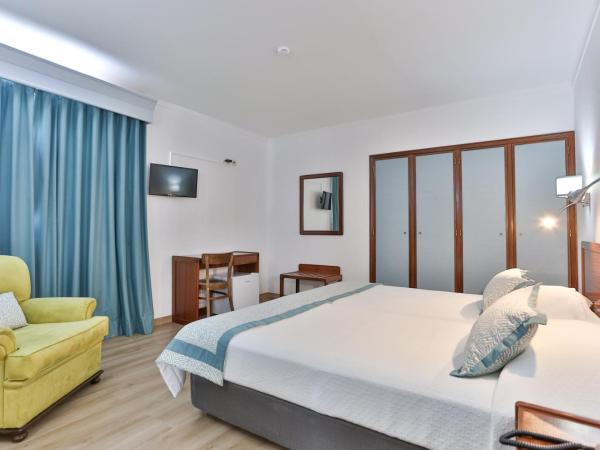 Hotel Arangues : photo 4 de la chambre chambre lits jumeaux