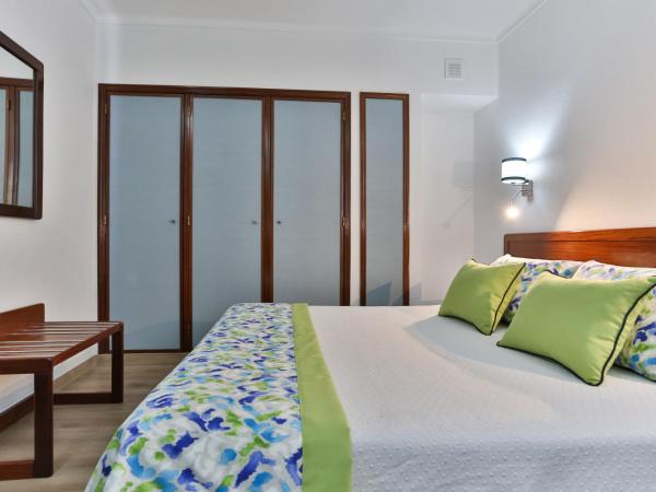 Hotel Arangues : photo 8 de la chambre chambre double
