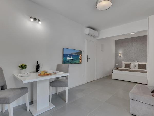 Apartments Dany : photo 6 de la chambre appartement avec balcon