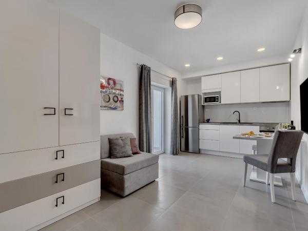 Apartments Dany : photo 7 de la chambre appartement avec balcon