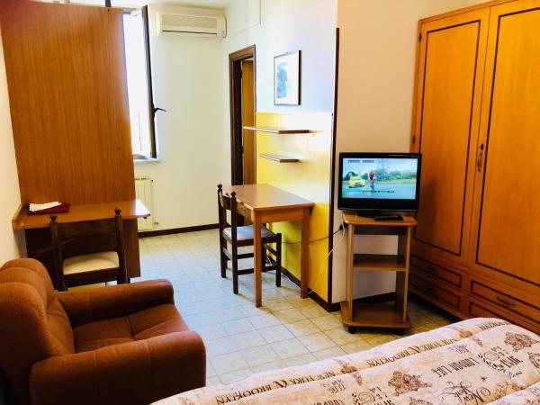 Residence Signa : photo 3 de la chambre studio Économique avec kitchenette (2 adultes)