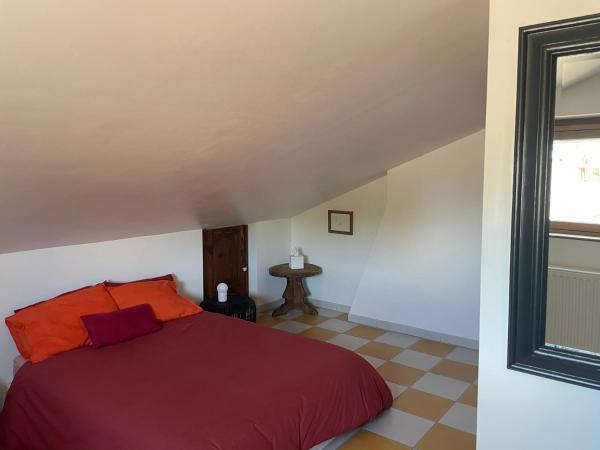 Le Patio d'Arles : photo 1 de la chambre chambre double avec salle de bains privative