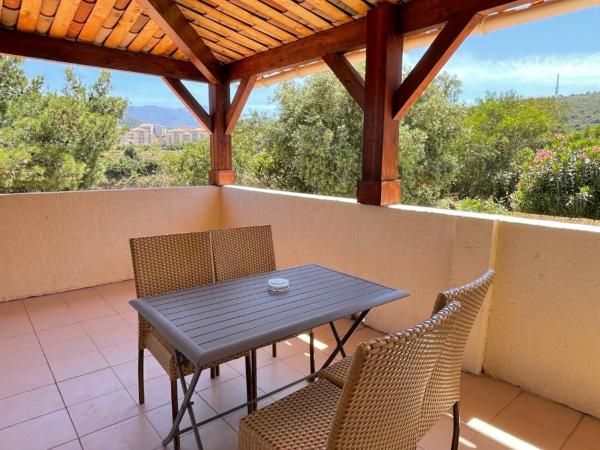 Hôtel L'Escale Coté Port : photo 9 de la chambre chambre double supérieure avec terrasse