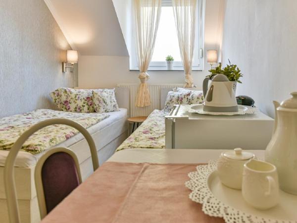 Szent Kristóf Panzió : photo 7 de la chambre chambre double ou lits jumeaux