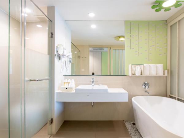 The Sands Khao Lak by Katathani - SHA Extra Plus : photo 8 de la chambre chambre familiale (2 adultes et 2 enfants)