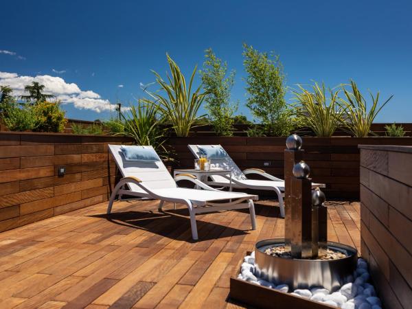 Hotel Porec : photo 6 de la chambre suite avec bain à remous - réservée aux adultes - animaux domestiques non admis