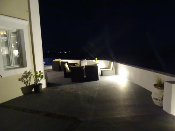 NEOKLASSIKO KOUKOULI : photo 5 de la chambre chambre deluxe (2 adultes + 1 enfant)