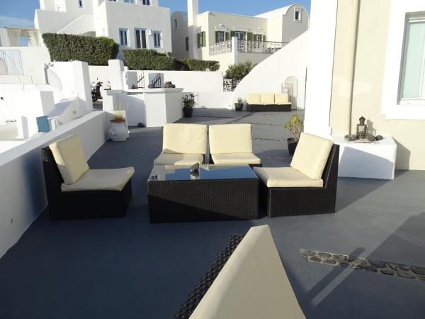 NEOKLASSIKO KOUKOULI : photo 8 de la chambre chambre deluxe (2 adultes + 1 enfant)