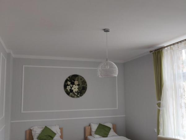 Sleep Well : photo 2 de la chambre chambre double ou lits jumeaux avec salle de bains commune