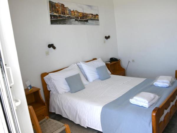 Klinakis Beach Hotel : photo 4 de la chambre chambre double - vue sur mer