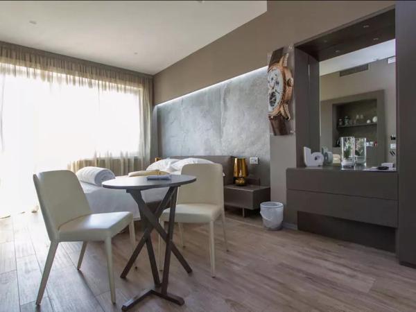 Ginevra Rooms : photo 9 de la chambre chambre double deluxe avec baignoire