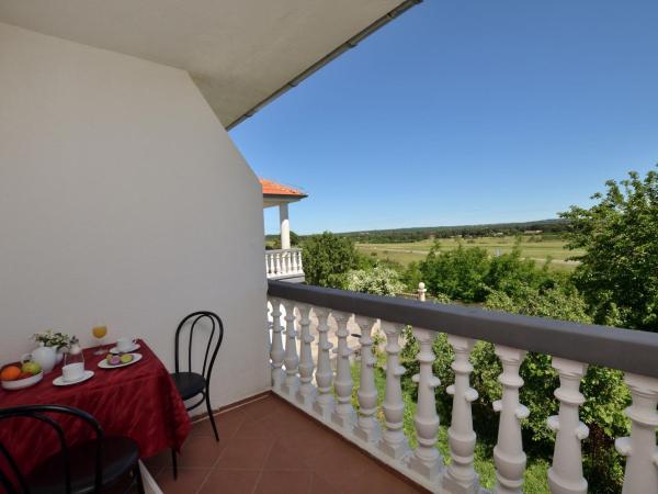 Rooms Aurora : photo 6 de la chambre chambre double (2 adultes)