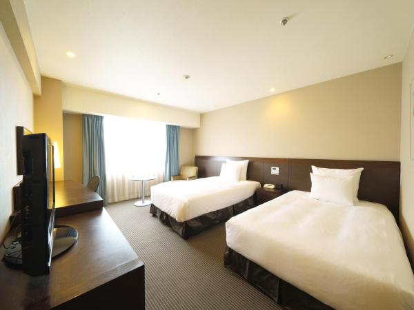 ANA Crowne Plaza Hiroshima, an IHG Hotel : photo 2 de la chambre chambre lits jumeaux premium - vue sur ville
