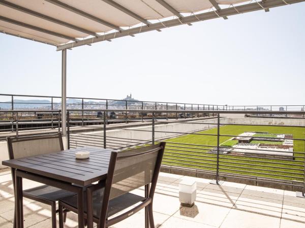 Hôtel Marseille Centre Gare Saint-Charles : photo 2 de la chambre chambre lit queen-size - non-fumeurs