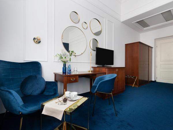 IBB Hotel Grand Hotel Lublin : photo 5 de la chambre chambre double ou lits jumeaux supérieure