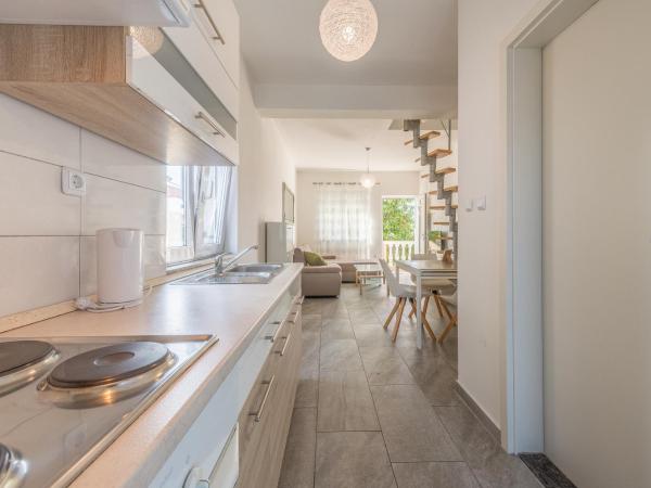 Apartments Stars : photo 6 de la chambre chambre double ou lits jumeaux supérieure avec terrasse