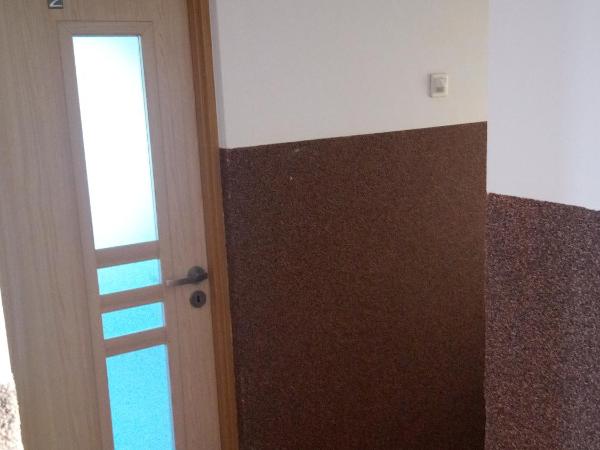 Noclegi Przy Szpitalu : photo 2 de la chambre chambre lits jumeaux avec salle de bains commune