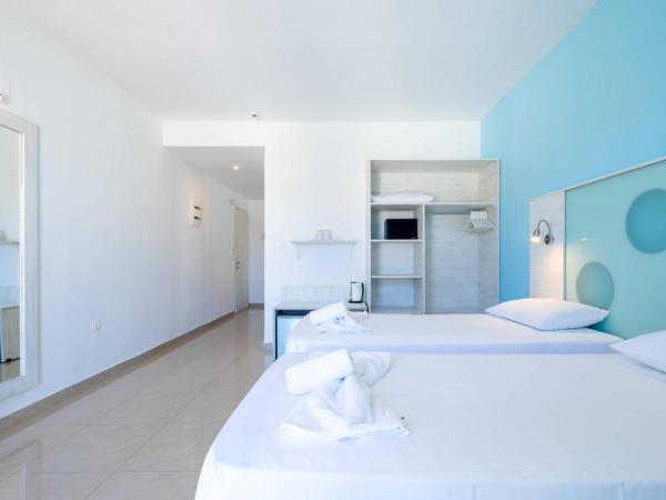 Santa Maria City Hotel : photo 10 de la chambre chambre triple avec balcon