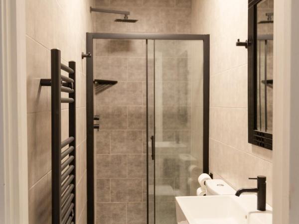 Comfotel GRN : photo 3 de la chambre chambre quadruple